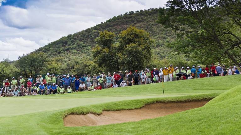 Jingle All the Fairway: Golf Ticket Gift Ideas This Christmas