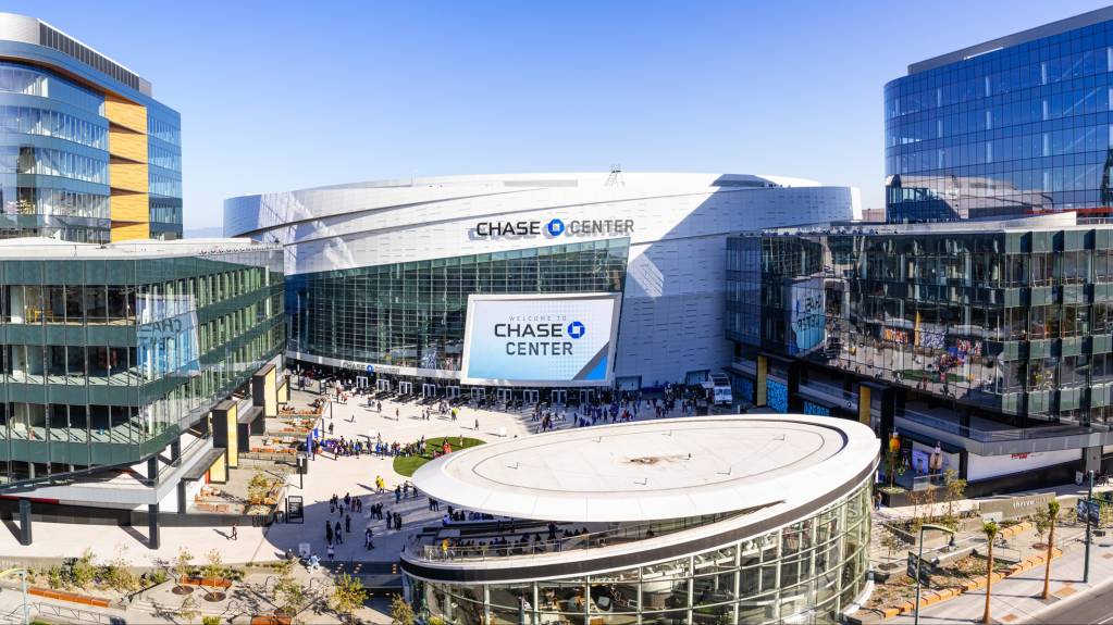 A crowd outside the Chase Center in San Francisco