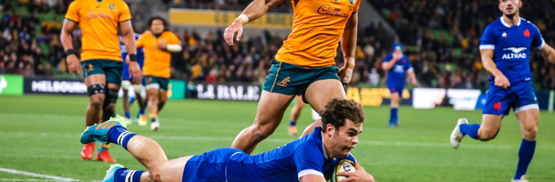 A match between Australia and France