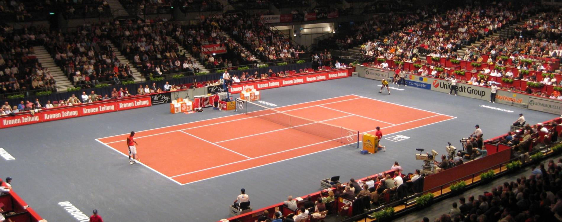 A men's singles tie at the Erste Bank Open