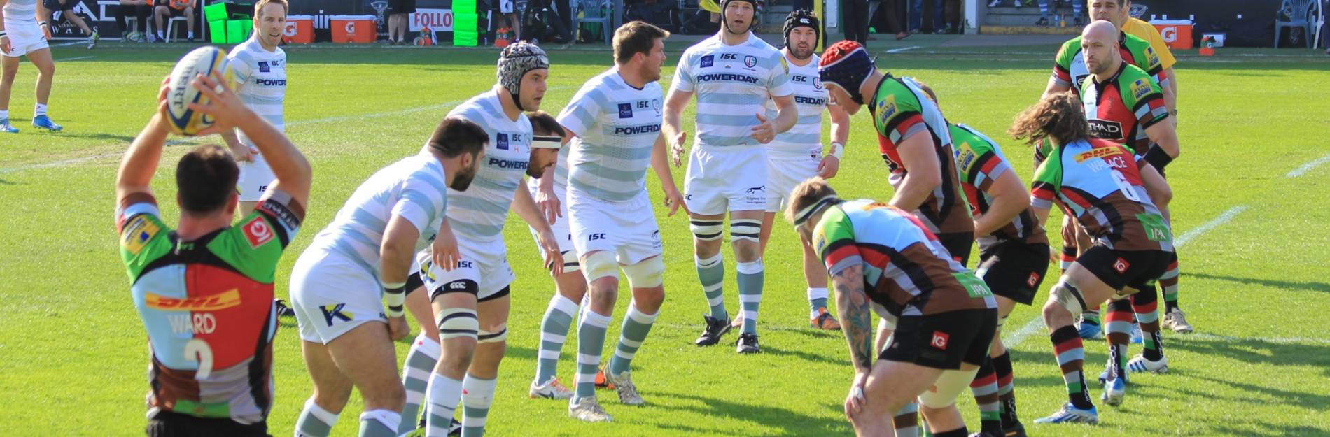 A Premiership rugby match between Harlequins and London Irish