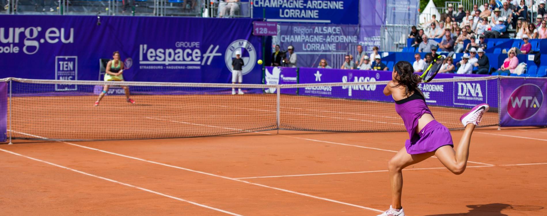 A singles match at the Internationaux de Strasbourg