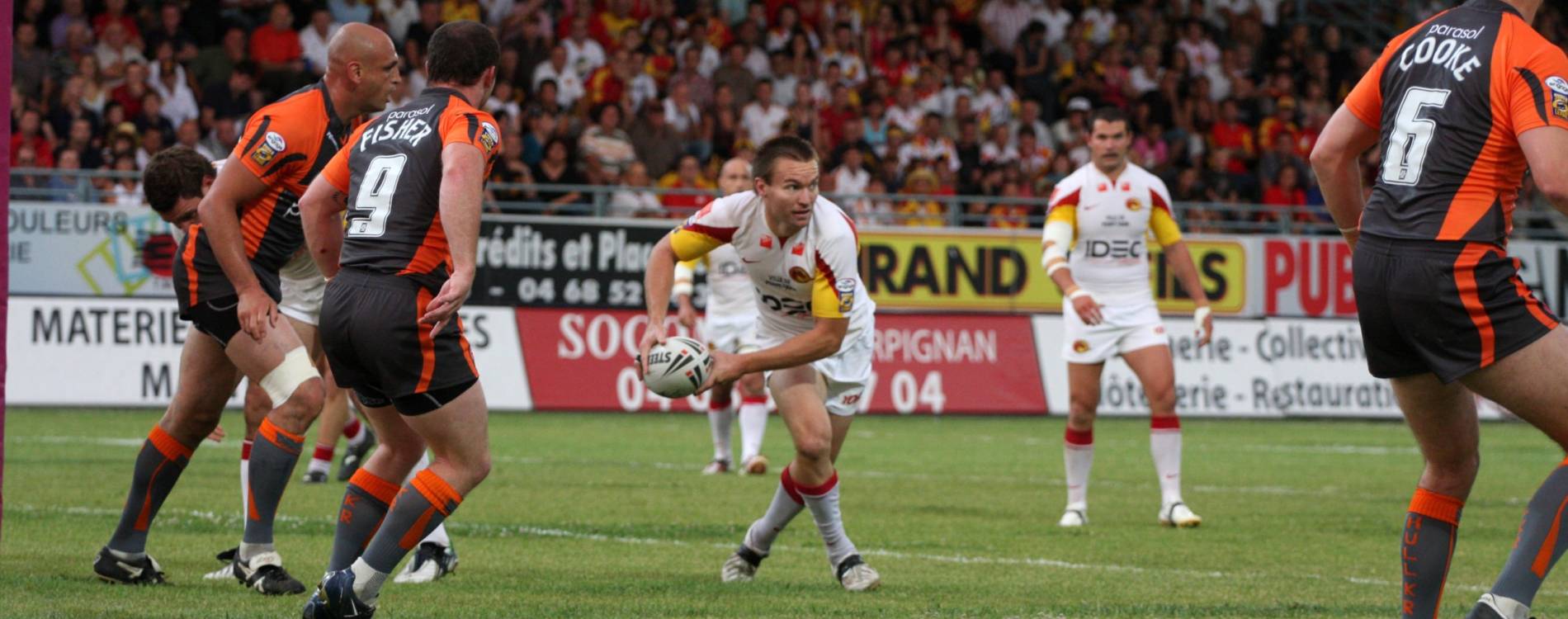 A Super League fixture between Catalans Dragons and Hull KR
