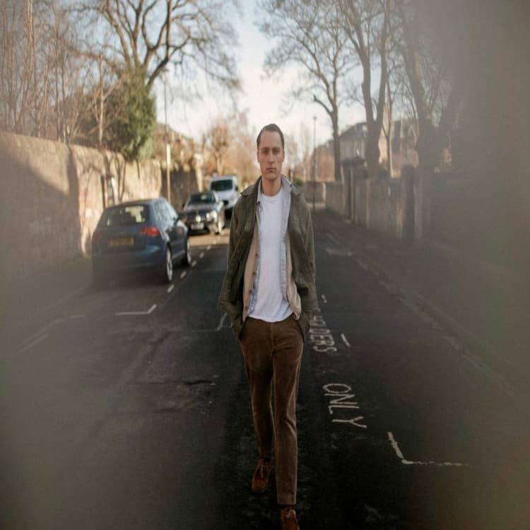 Adam Holmes