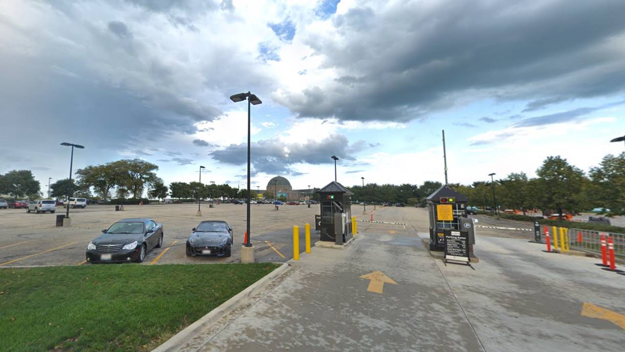 Adler Planetarium Lot