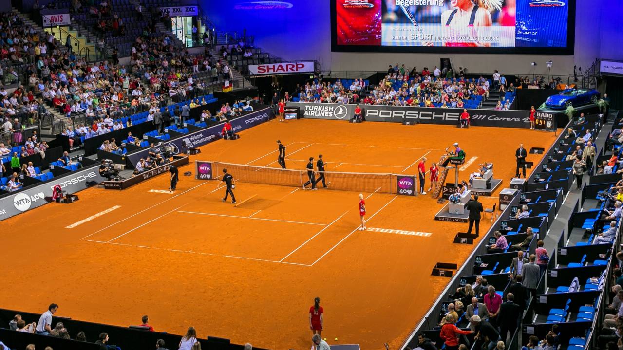 An example view from Kategorie 1 seating