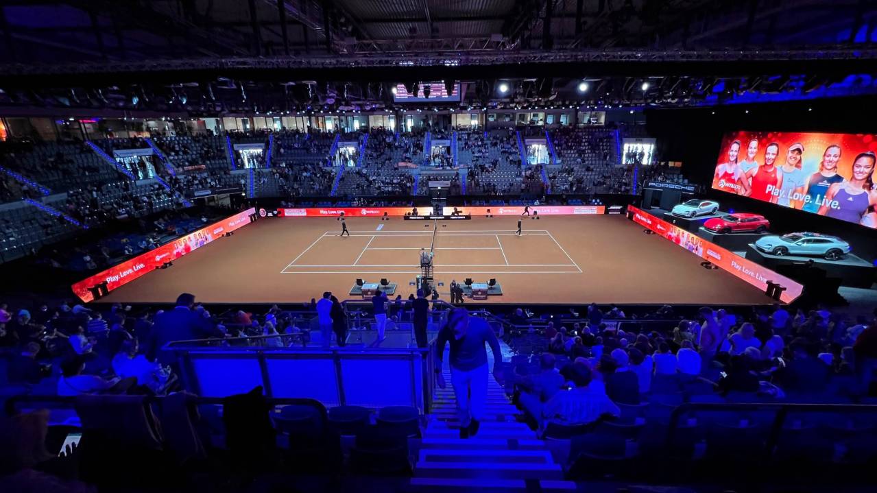 An example view from Kategorie 2 seating