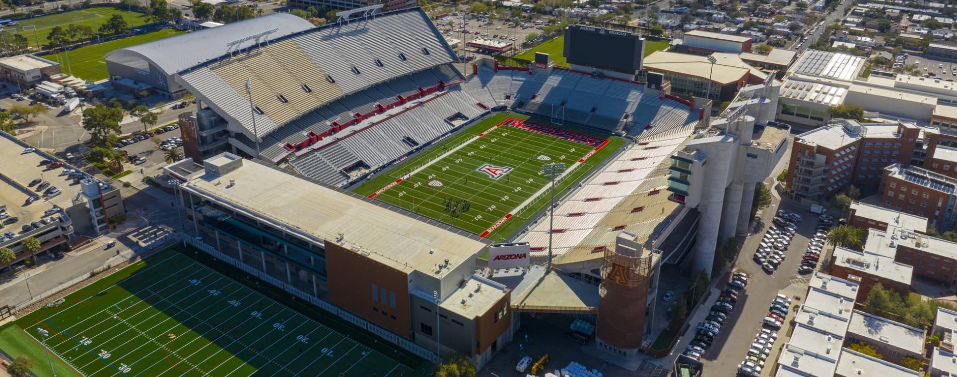 Arizona Stadium is located in Tucson