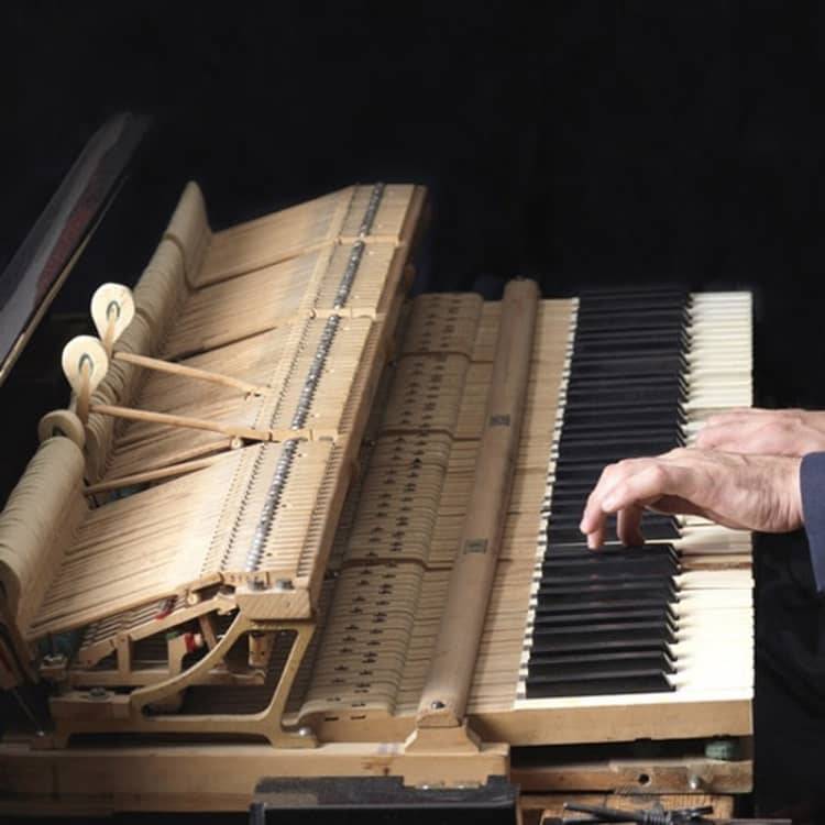 Beethoven's Moonlight Sonata by candlelight