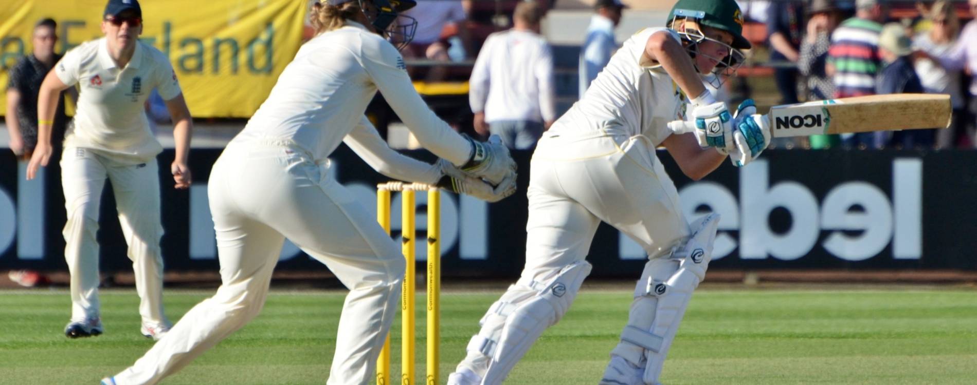 Beth Mooney batting during the Women's Ashes