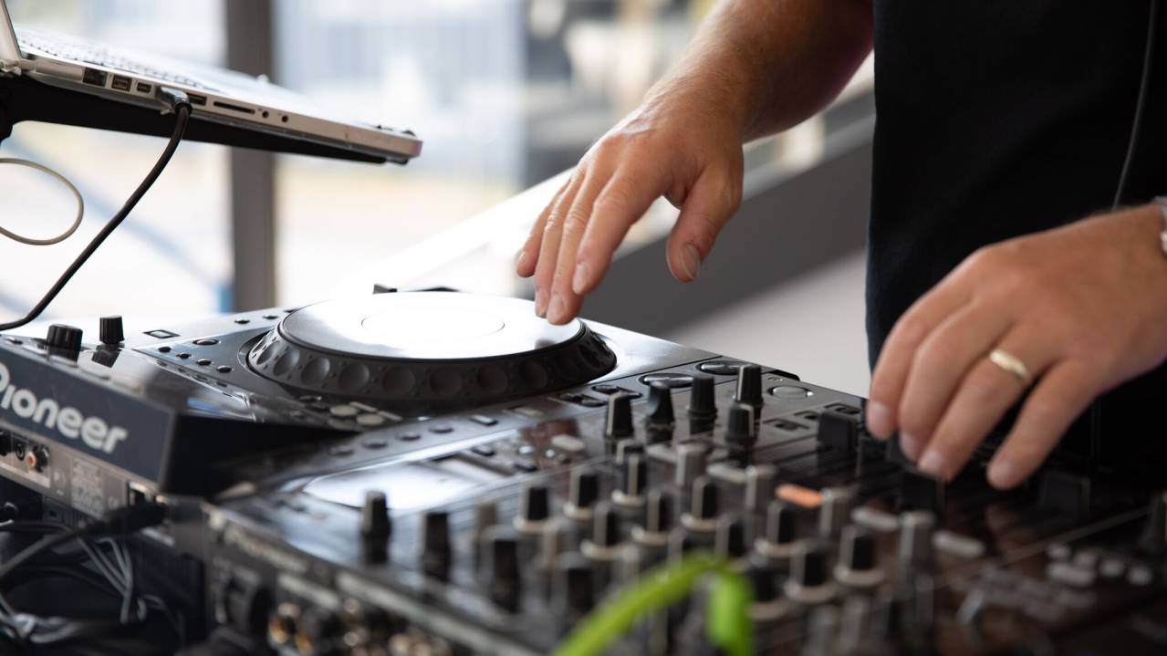 Birdie Shack Loge Box