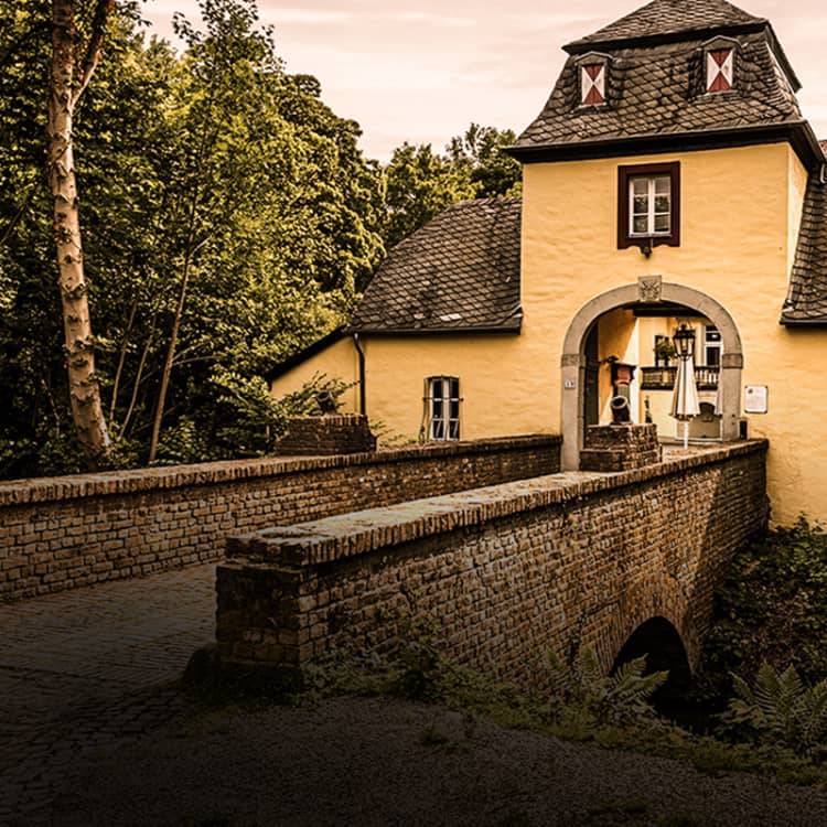 Black House Whiskyfest auf Schloss Eulenbroich