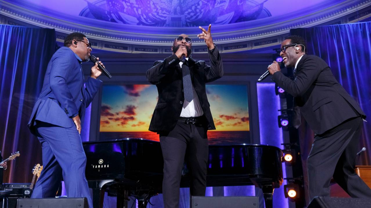 Boyz II Men perform "Easy" at the Gershwin Prize for Popular Song concert