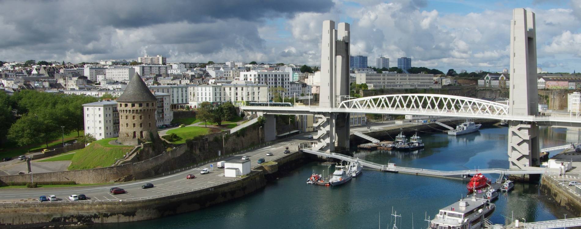 Brest Skyline