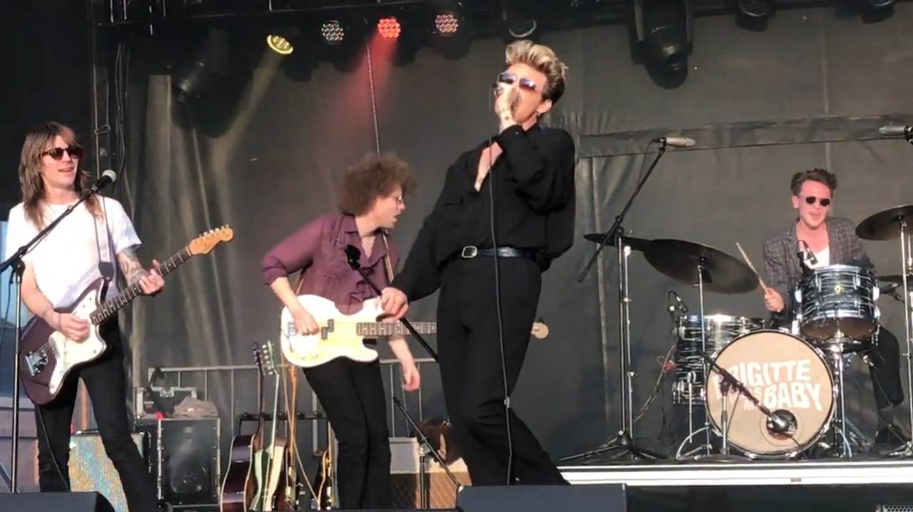 Brigitte Calls Me Baby performing Palm of Your Hand