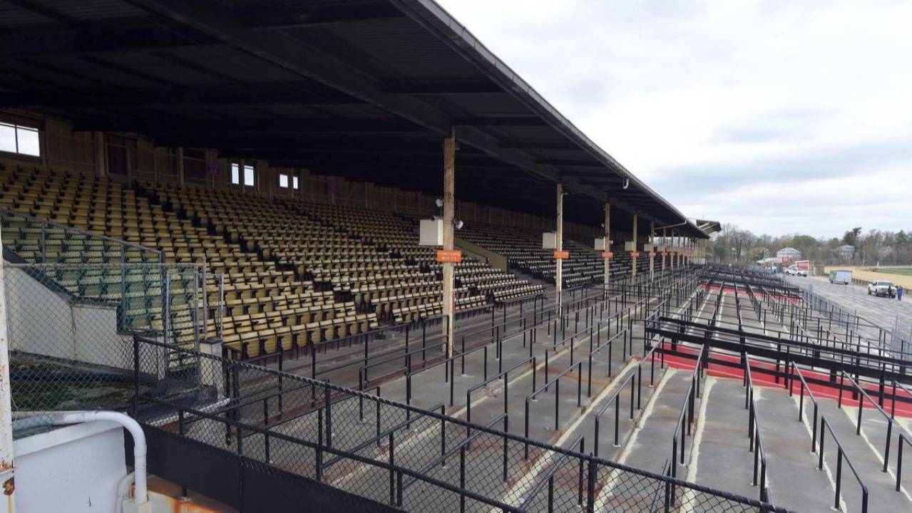 Concourse The Preakness Meet May 2025* Pimlico Race Course Koobit