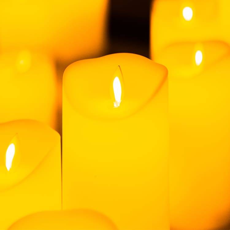 Candlelight: 90s Hip-Hop on Strings