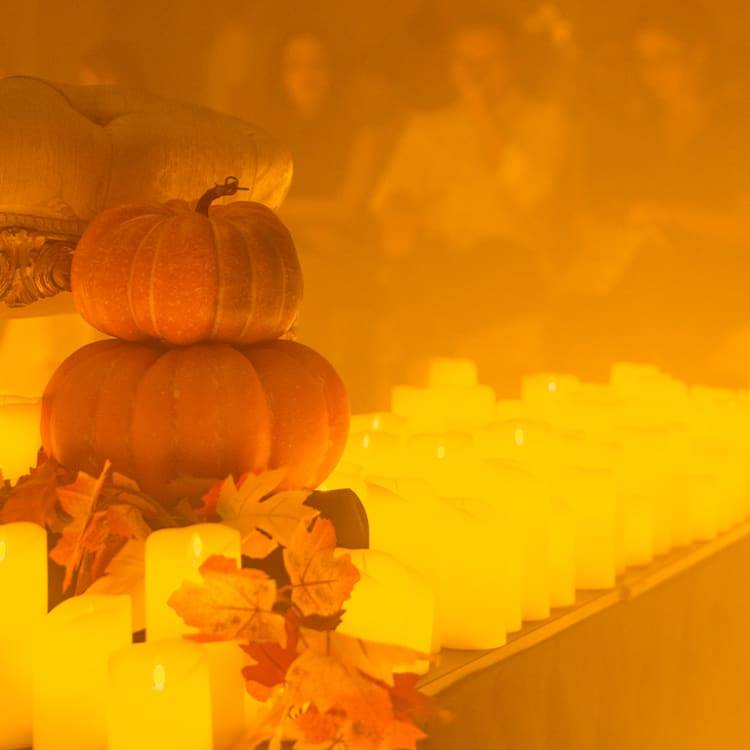 Candlelight: A Haunted Evening of Halloween Classics