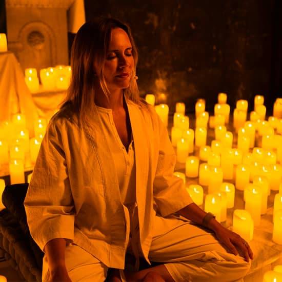 Candlelight Meditation: Una experiencia de Mindfulness con Piano