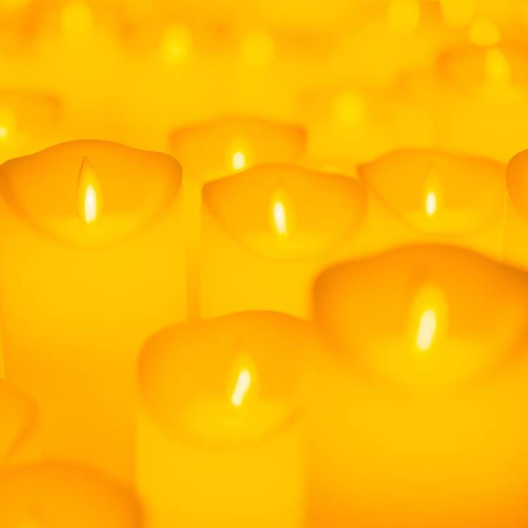 Candlelight: Neo-Soul Favorites ft. Songs by Prince, Childish Gambino, & More