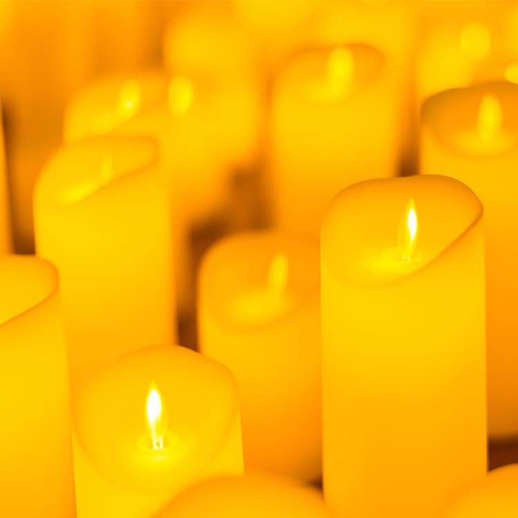 Candlelight : Queen vs. The Beatles