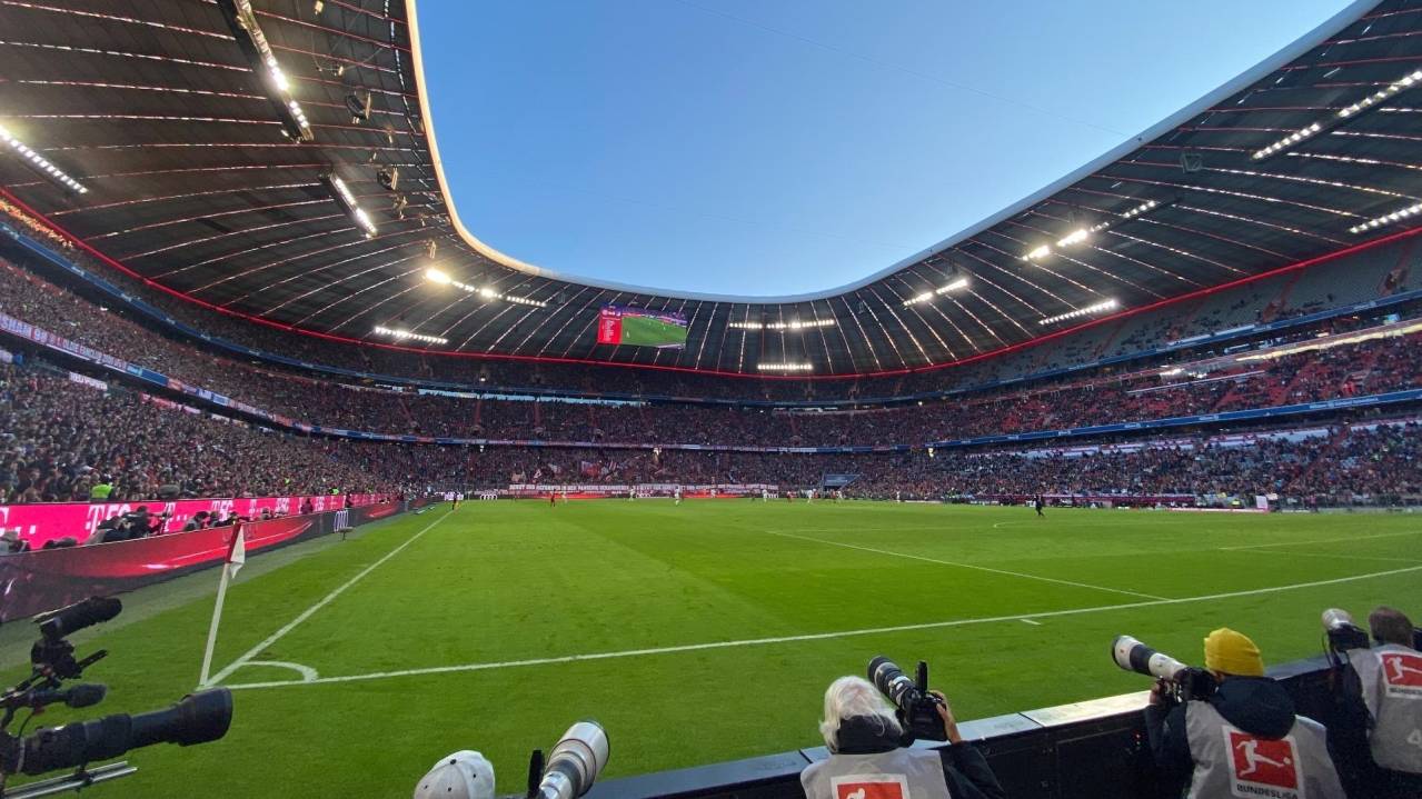 Category 5 | 2nd Leg: Bayern Munich vs Arsenal | 17 Apr 2024 | Allianz ...