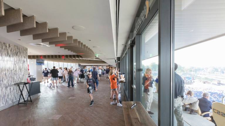 Club (Sections C221-C224)