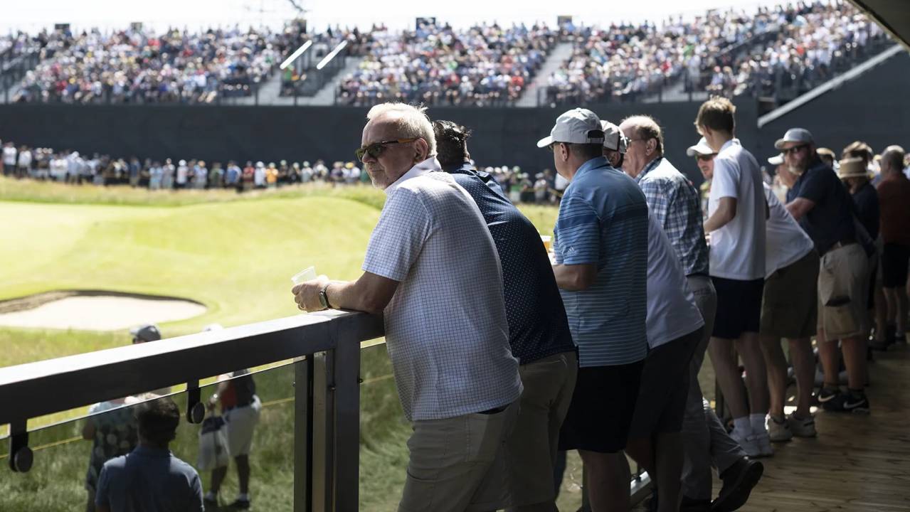 Clubmakers overlooks the 16th hole