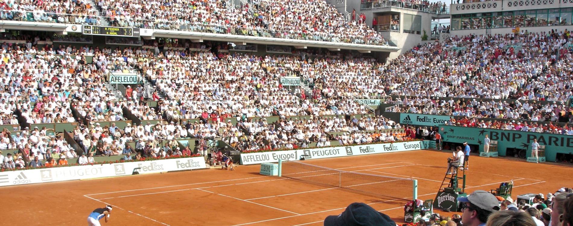 Court Philippe-Chatrier during Roland-Garros, with Rafael Nadal and Roger Federer in action