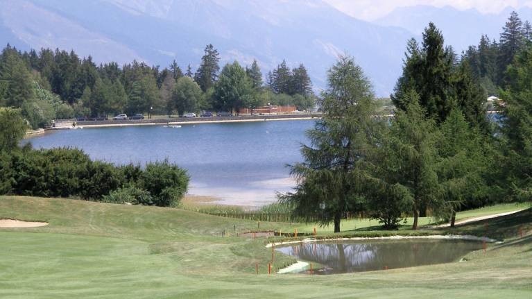 Crans-sur-Sierre Grounds