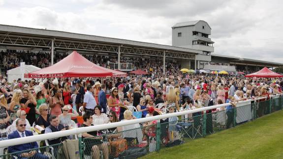 Crowds at Southwell