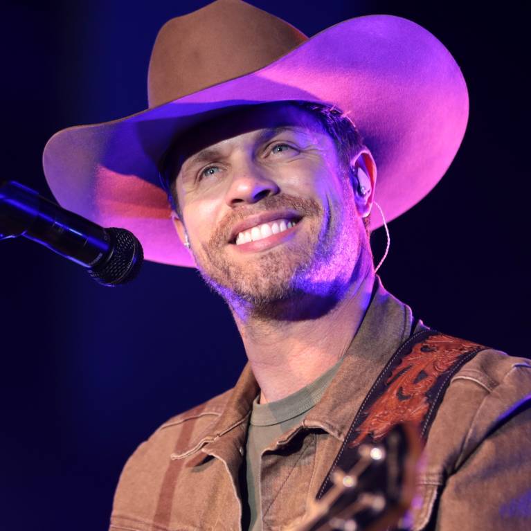Dustin Lynch
