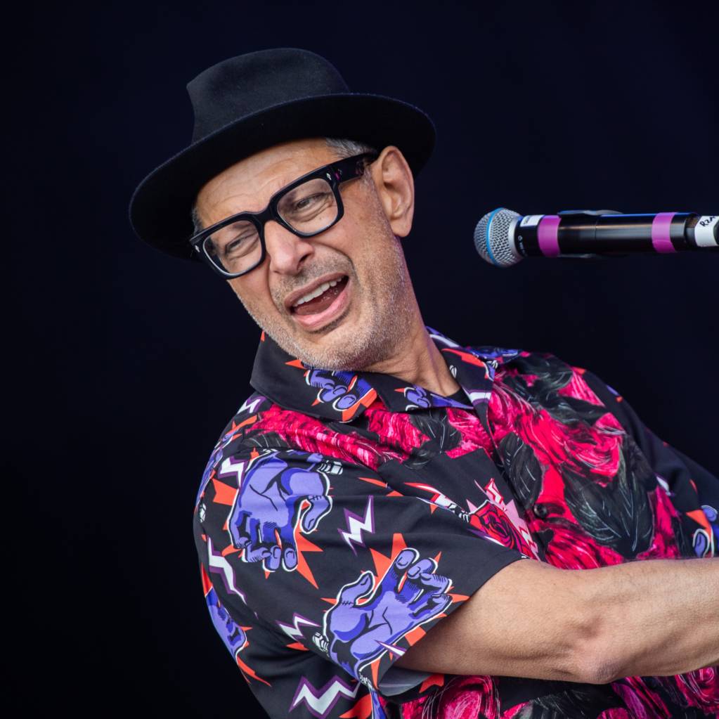 English: Jeff Goldblum and the Mildred Snitzer Orchestra West Holts Stage Glastonbury Festival 2019