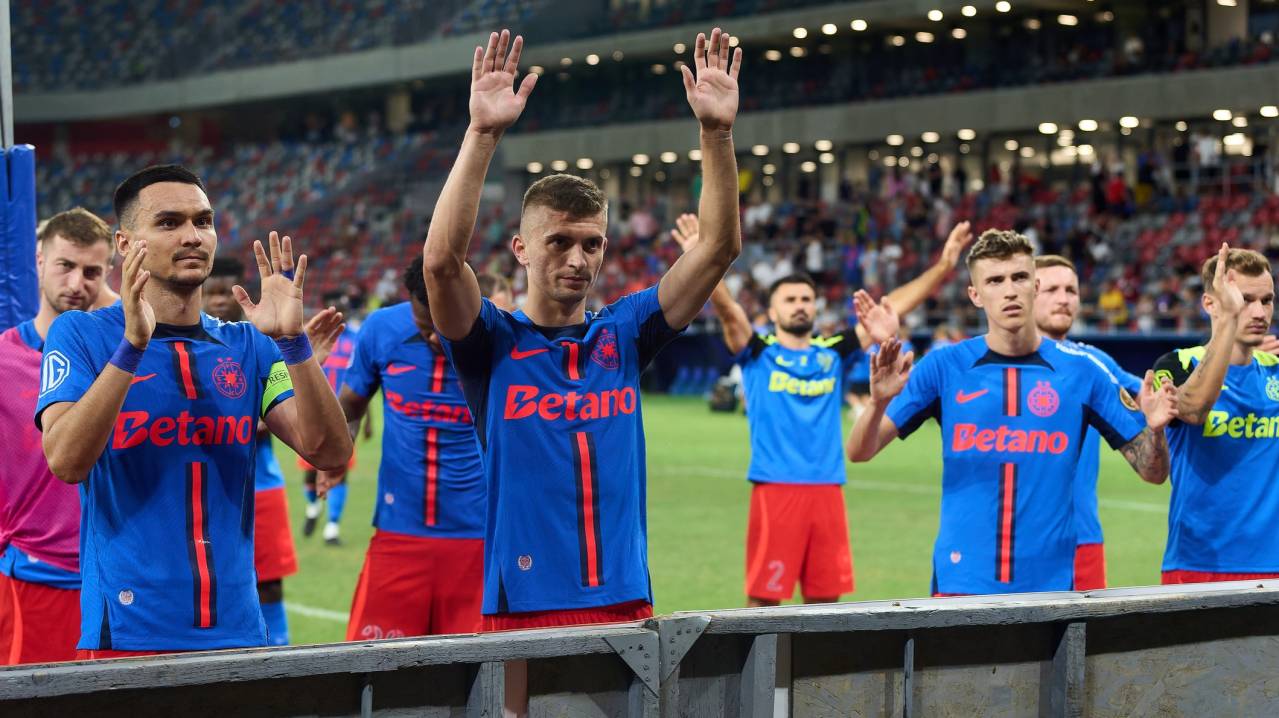 FCSB players celebrate