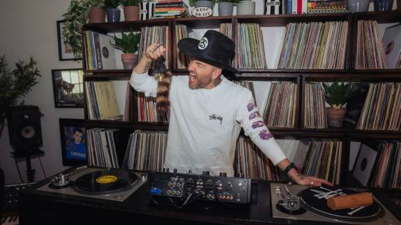 Fergie presents: Vinyl Sessions (All Night Long)