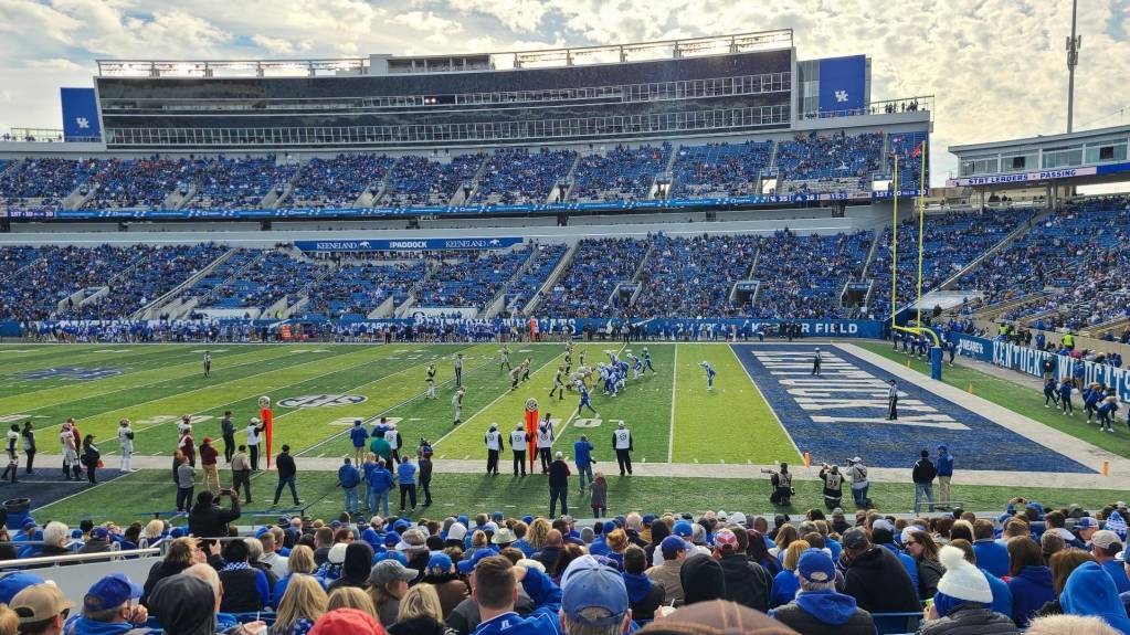 Field Level Sections 1 40 Kentucky Wildcats Football Vs Vanderbilt 