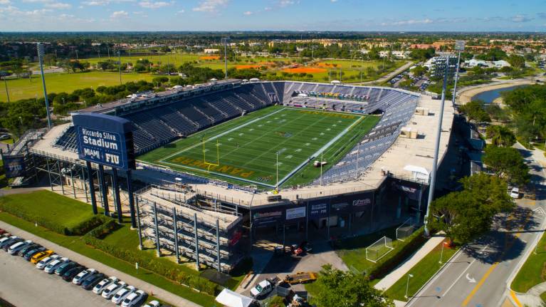 Pitbull Stadium