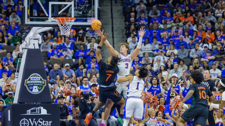 Men's College Basketball