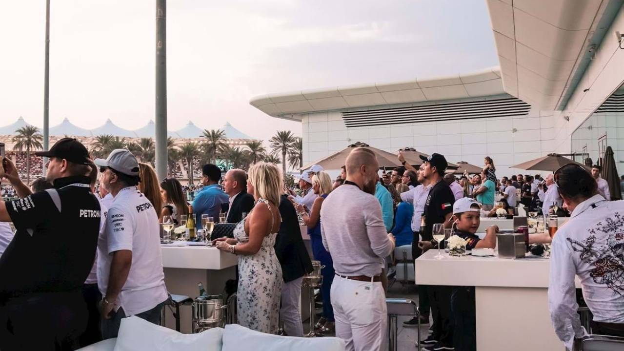 Harbour Club @ W Hotel