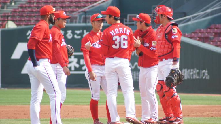 CLCS First Stage Game 3: Hiroshima Toyo Carp v Yokohama DeNA BayStars ...