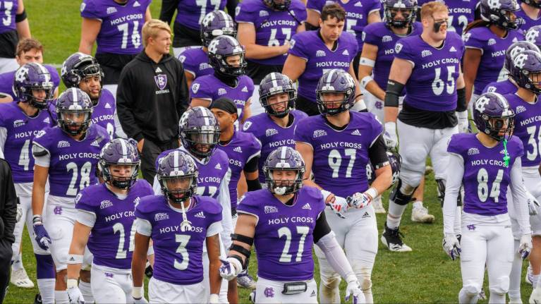 Holy Cross Crusaders Football