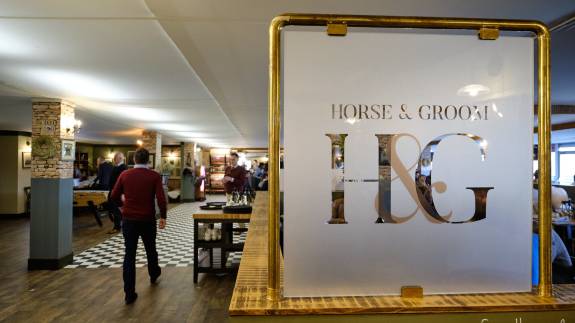 Horse & Groom Pub