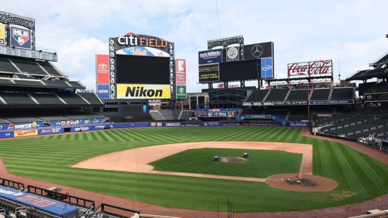 Hyundai Club (Sections 115–120)