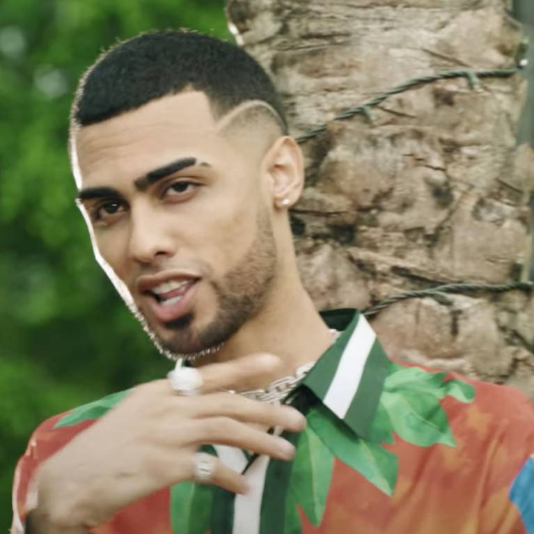 Jay Wheeler in filming his music video "FUISTE TU"