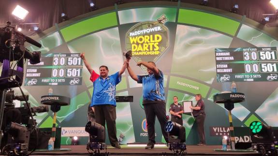 Thrilling World Championship Rings In Exciting New Year of Darts