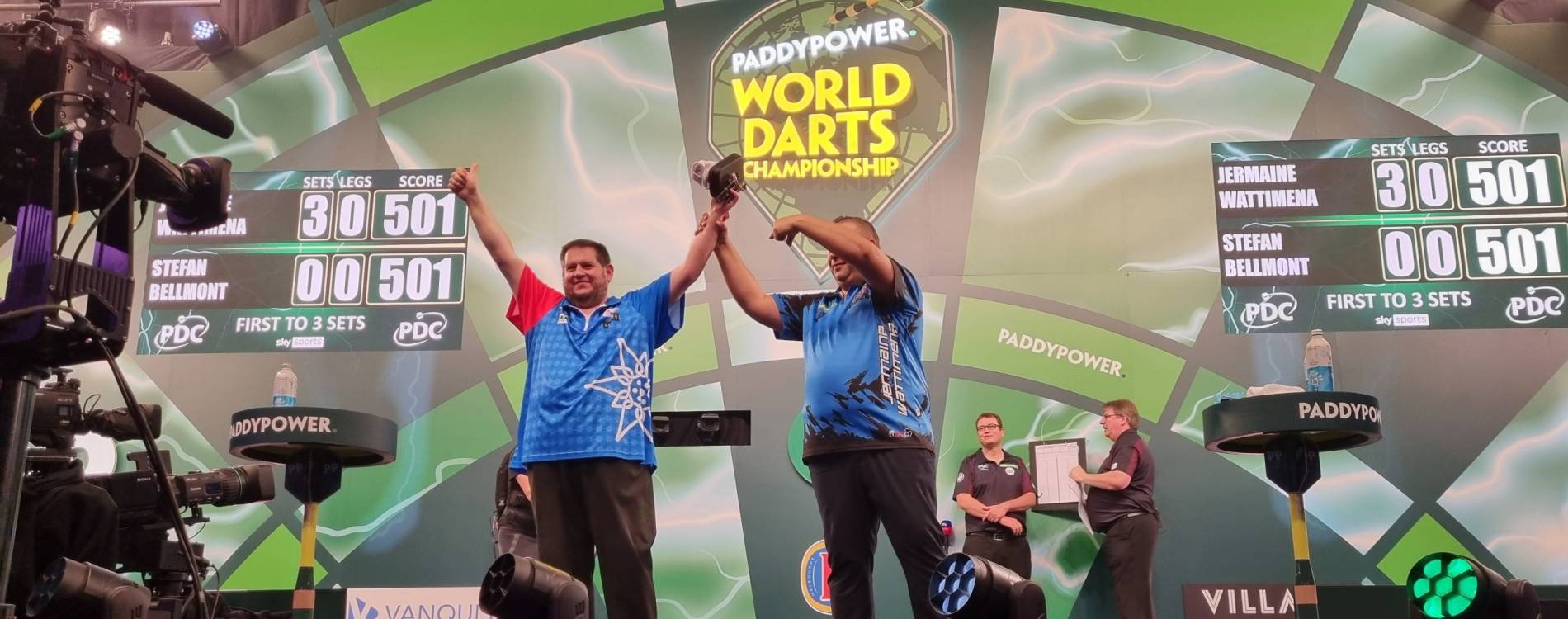 Jermaine Wattimena and Stefan Bellmont at the 2024/25 PDC World Darts Championship