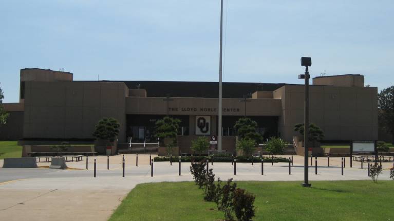 Lloyd Noble Center