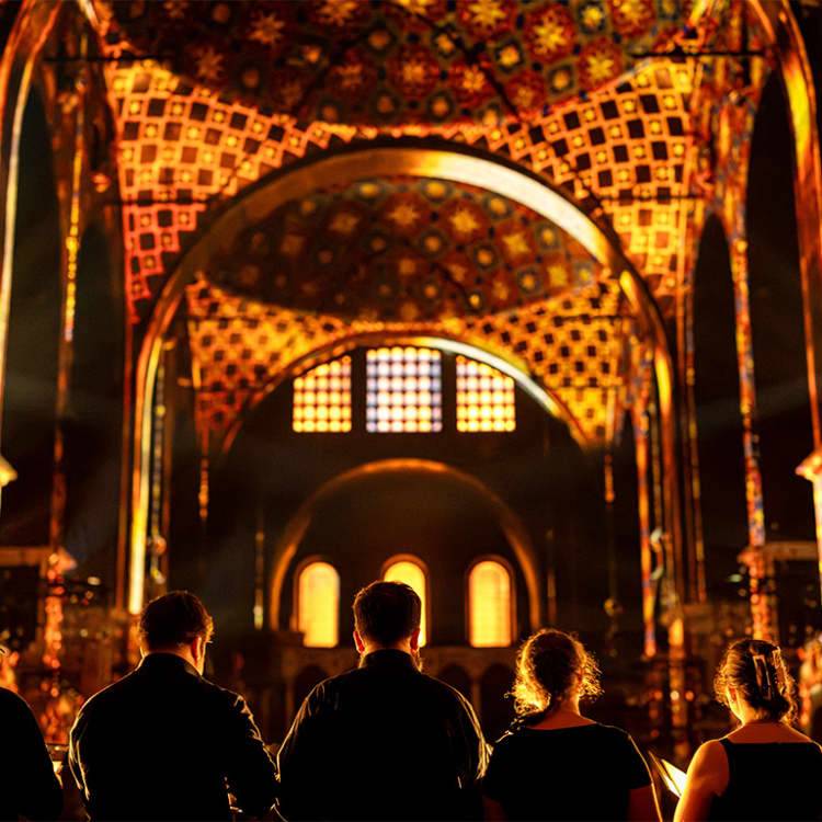 LUMINISCENCE: The new 360° immersive live show at London’s Westminster Cathedral