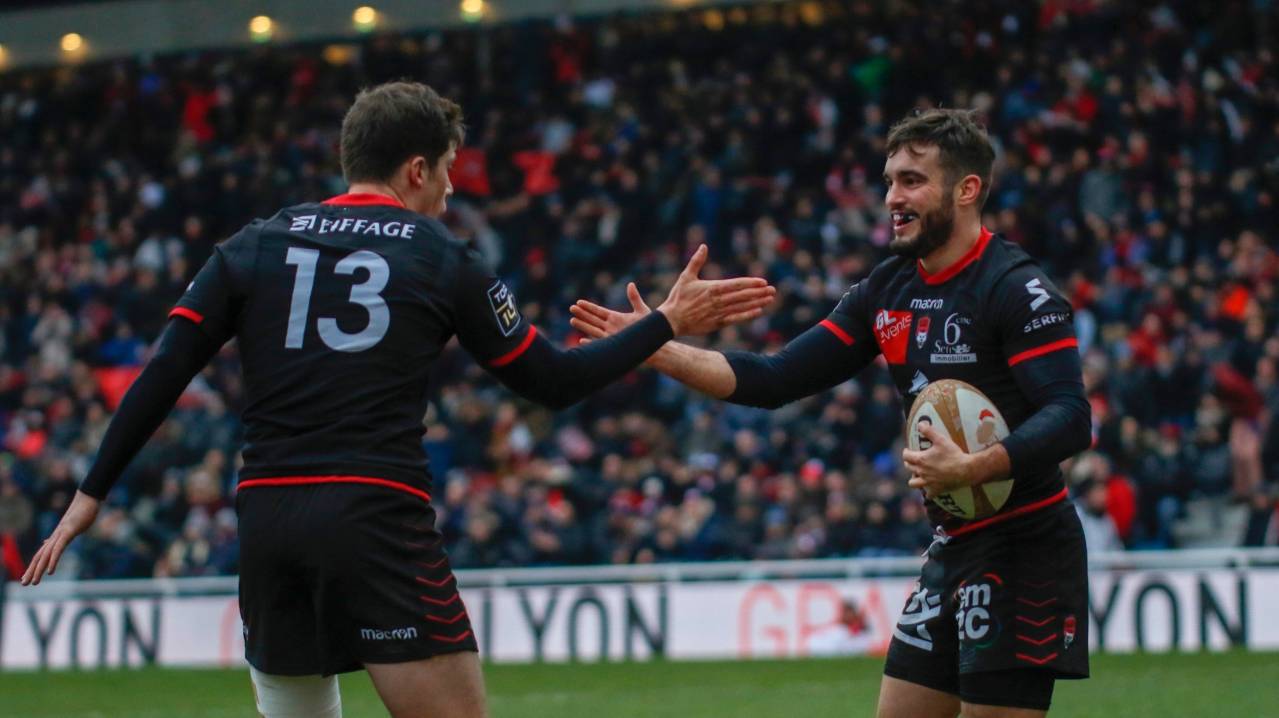 Lyon OU players during a match against SU Agen
