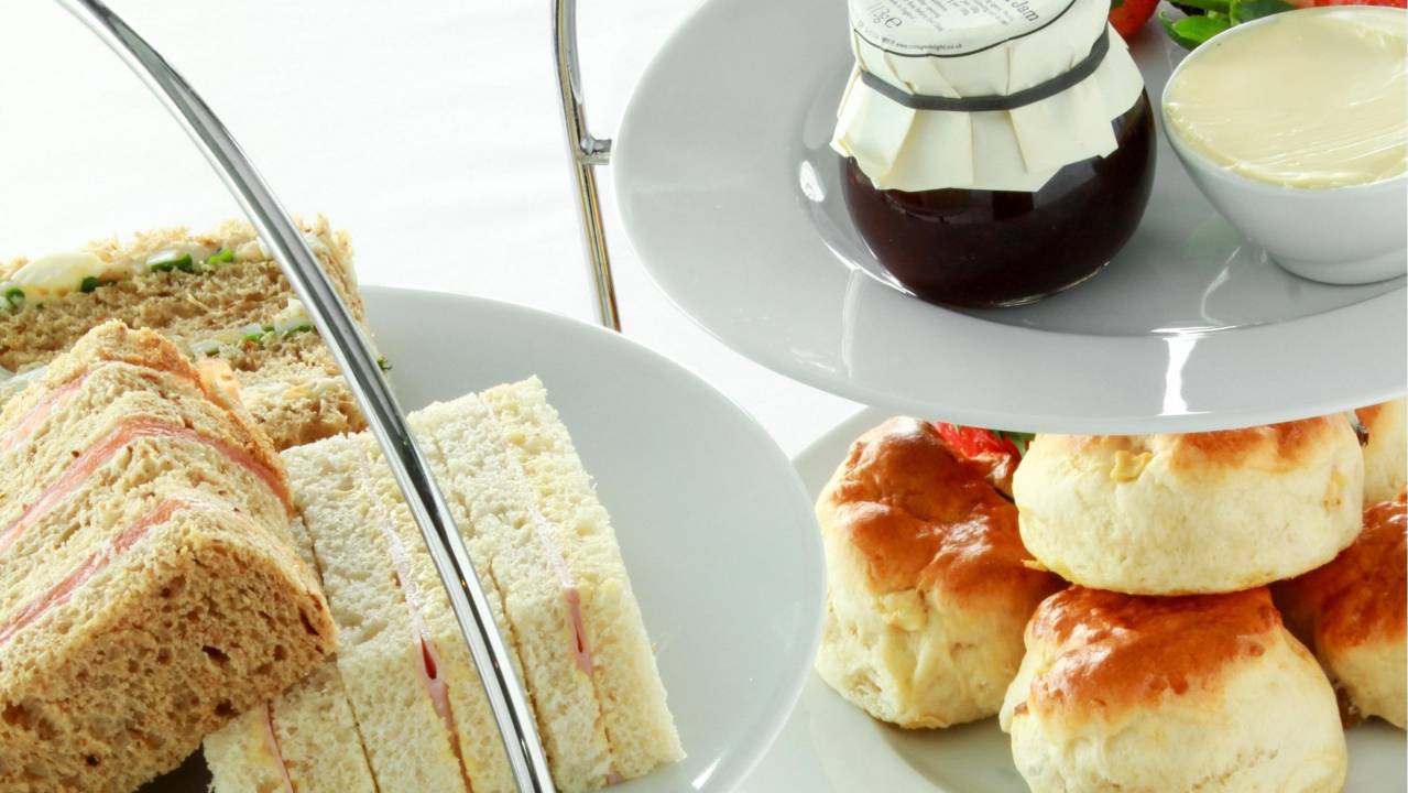 Madhatters_Afternoon_Tea